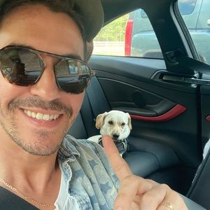 Meet your Posher, Gregory